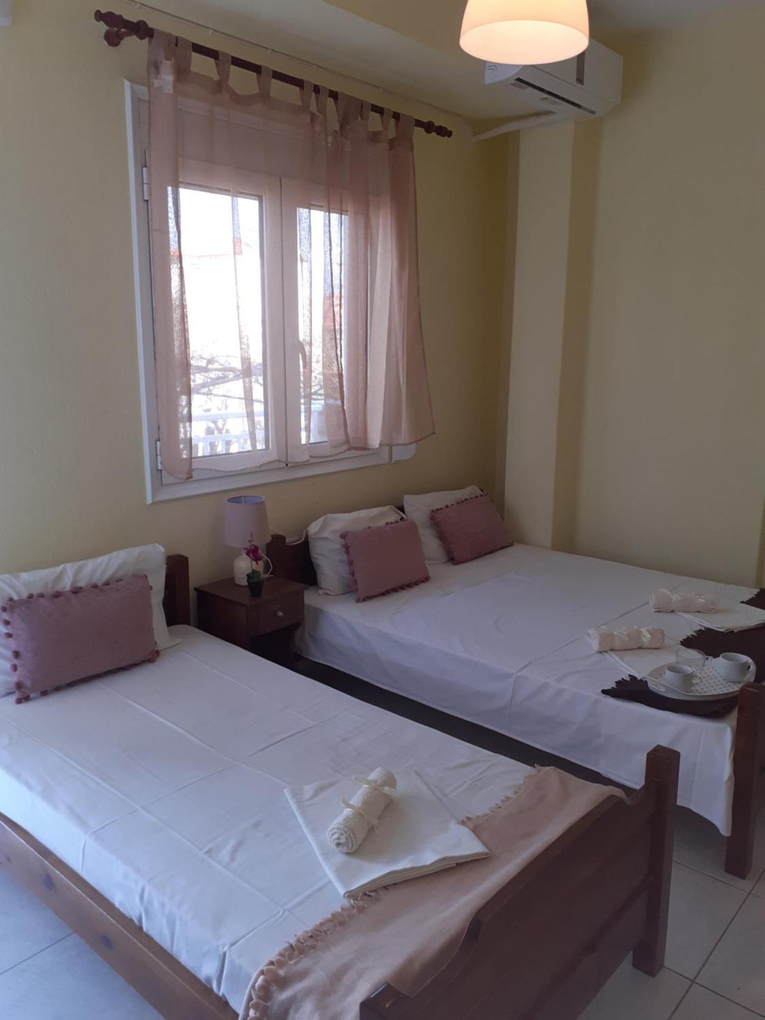 Polis΄ House Apartment Vrasna Exterior photo